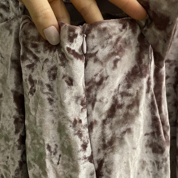 Violet crushed velvet satin romper - Picture 4 of 5